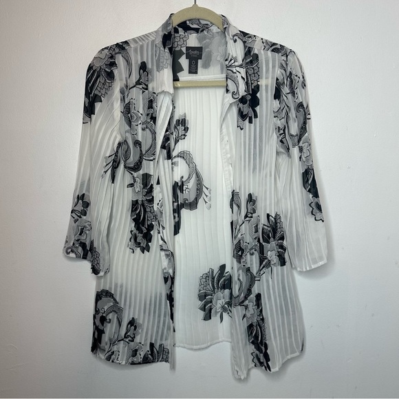 Travelers by Chico's Tops - Womens Chicos Travelers Duster White Floral Pleated Sz 0 S Open Blouse Cardigan